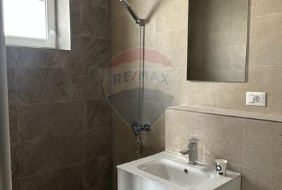 Spațiu comercial, de 690 mp, în Bistrița - 8