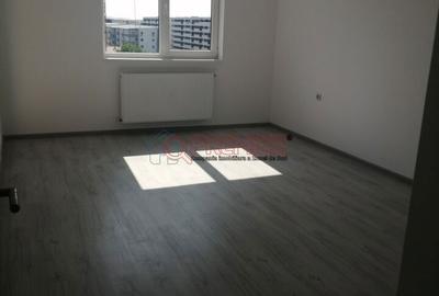 Apartament cu 2 camere decomandat în Metalurgiei - 6