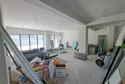 Spațiu comercial, 62 mp în Borhanci