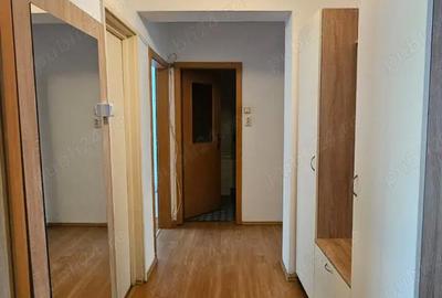 Apartament cu 4 camere decomandat în Tipografilor - 1