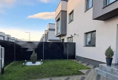 Apartament cu 2 camere decomandat în Sânpetru - 4