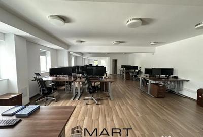 Spațiu comercial, de 195 mp, în Central - 4