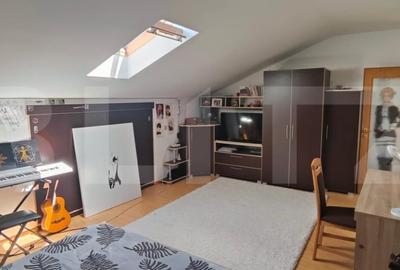 Apartament cu 3 camere semidecomandat, mobilat în Florești - 7