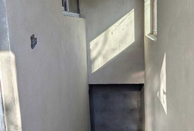 Casă cu 4 camere în Exterior Vest - 2
