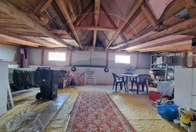 Casa / Vila cu 8 camere de vanzare in zona Coiciu - 12