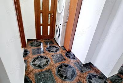 Apartament cu 3 camere decomandat, mobilat în Popești-Leordeni