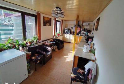 Casă cu 5 camere cu Teren 2166 Mp în Somova - 10