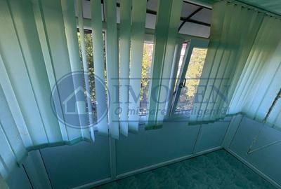 Apartament 4 camere decomandat Rovine etaj 3 82mp an 1981 - 6