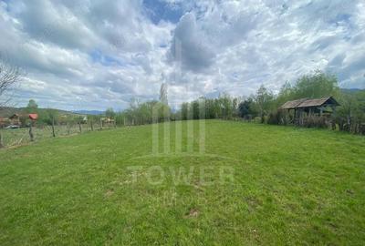 Teren de 1042 mp, în Sadu - 2