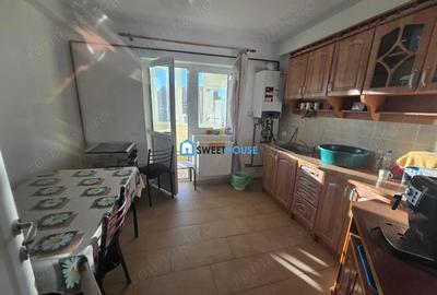 Apartament cu 2 camere decomandat în Est