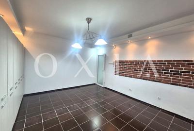 Birou, de 43 mp, în Central - 3