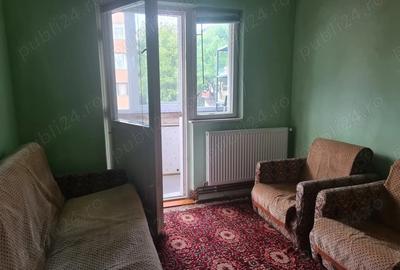 PROPRIETAR,vand apartament 3 camere+ garaj zona girocului - 3