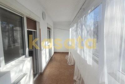 Casă cu 6 camere cu Teren 220 Mp în Central - 10