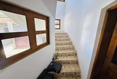 Casă cu Teren 263 Mp în Central - 5