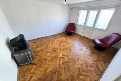 Apartament cu 3 camere decomandat în Micro 16 - 9