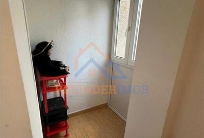 Vanzare Garsoniera Zona Crangasi - Tramvai 41 - 7