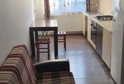 Inchiriez apartament cu o camera Inchiriez apartament cu o camera - 1