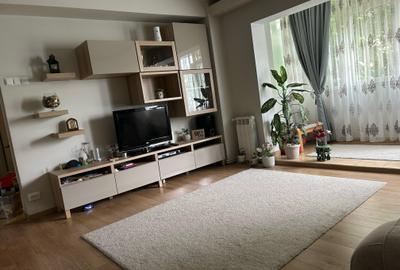 Berceni - Sudului -- Apartament 3 camere decomandat