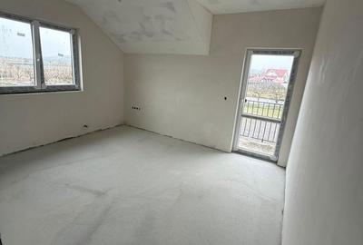 Casă cu 4 camere cu Teren 402 Mp în Central - 14