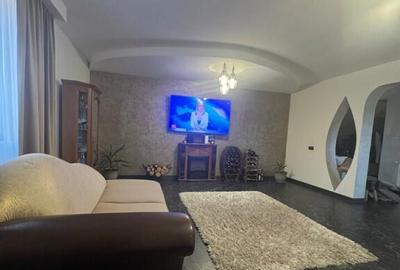 GHIGHIU vila 2011, P+E, teren 988 mp- 290000 euro - 15