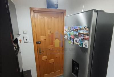 Apartament cu 2 camere semidecomandat în Hipodrom