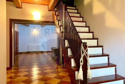 Pensiune cu 13 camere de vanzare in Bulz - 17