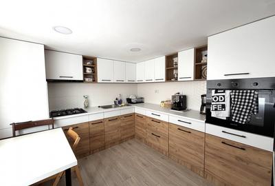 Apartament cu 4 camere decomandat, mobilat în Valea Alba - 2