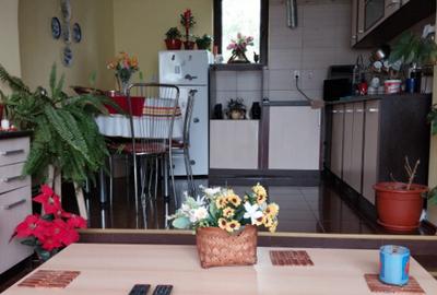 Vila 7 camere, 200 mp, zona Maneciu Pamanteni - 6