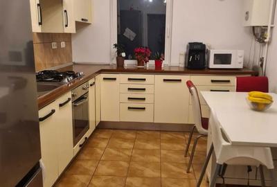 Apartament cu 3 camere decomandat în Republicii - 6