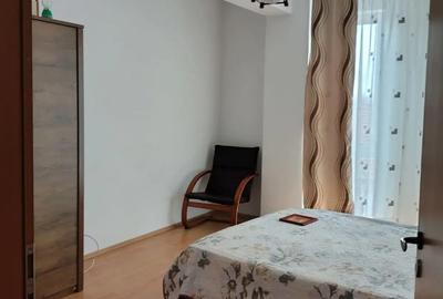 Inchiriez apartament - 3