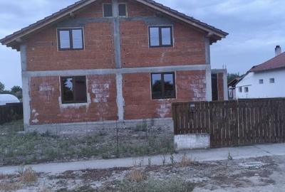 Casă cu 4 camere în Cenad - 5