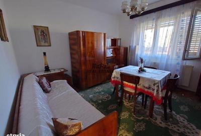 Casă cu 3 camere cu Teren 1088 Mp în Vața de Jos - 1