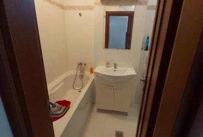 Casă cu 4 camere cu Garaj în P-ța Victoriei - 6