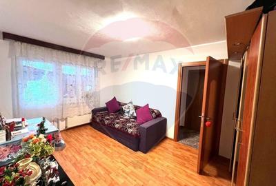 Apartament cu 2 camere semidecomandate de vanzare in zona Alecu Russo - 7