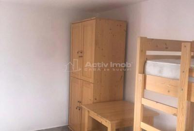 Casă cu 10 camere cu Teren 300 Mp în Cristian - 2