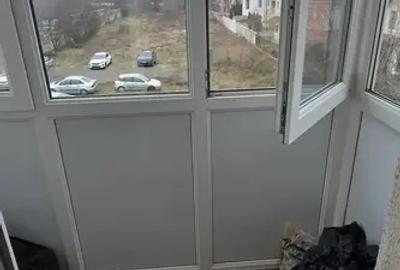 Apartament cu 3 camere semidecomandat, mobilat în Central - 13