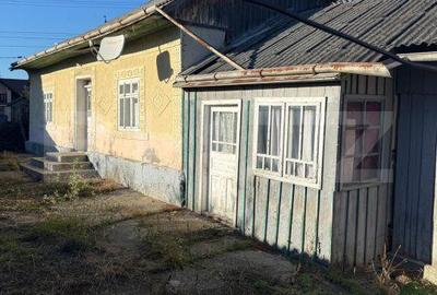 Casă cu 3 camere cu Teren 4900 Mp în Udești - 4