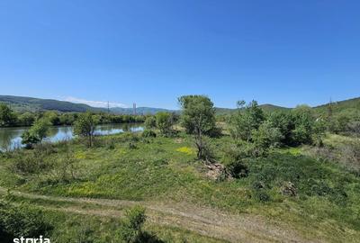 Teren de 12766 mp, în Șoimuș - 3