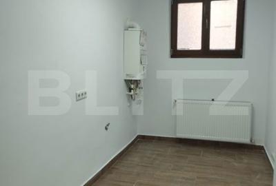 Spațiu comercial, de 60 mp, în Central