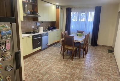 Casa de vanzate in Campineanca , parter etaj, 360 mp utili , - 13