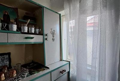 Casă cu 6 camere în Oșești - 1