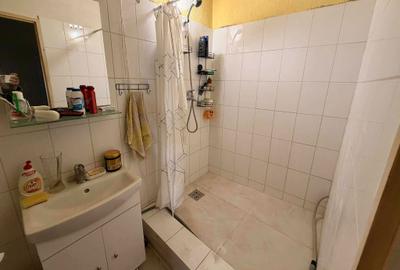Spațiu comercial, de 60 mp, în Central - 5