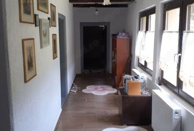 Casă cu 4 camere cu Teren 1400 Mp în Urvișu de Beliu - 1