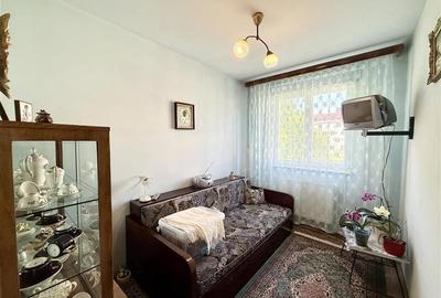 Apartament 3 camere decomandat si balcon etaj 2 Bld Mihai Viteazu - 3