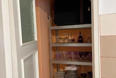 Apartament cu 4 camere decomandat, mobilat în P-ța Rosetti - 14