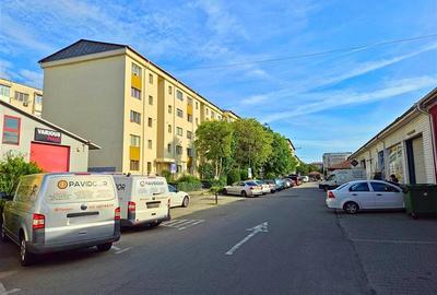 Apartament cu 2 camere decomandat în 1 Mai