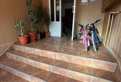 3 CAMERE // MIHAI BRAVU //2* BAI // 76 MP - 29