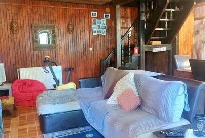 Casă cu 6 camere cu Teren 1050 Mp în Greșu - 9