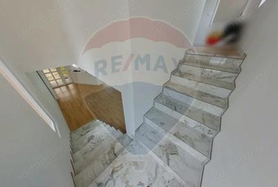 Casa cu 5 camere de vanzare, str. Bobalna, Sighetu Marma?iei - 8