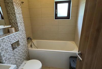 Apartament cu 3 camere decomandat în Dumbrăvița - 1